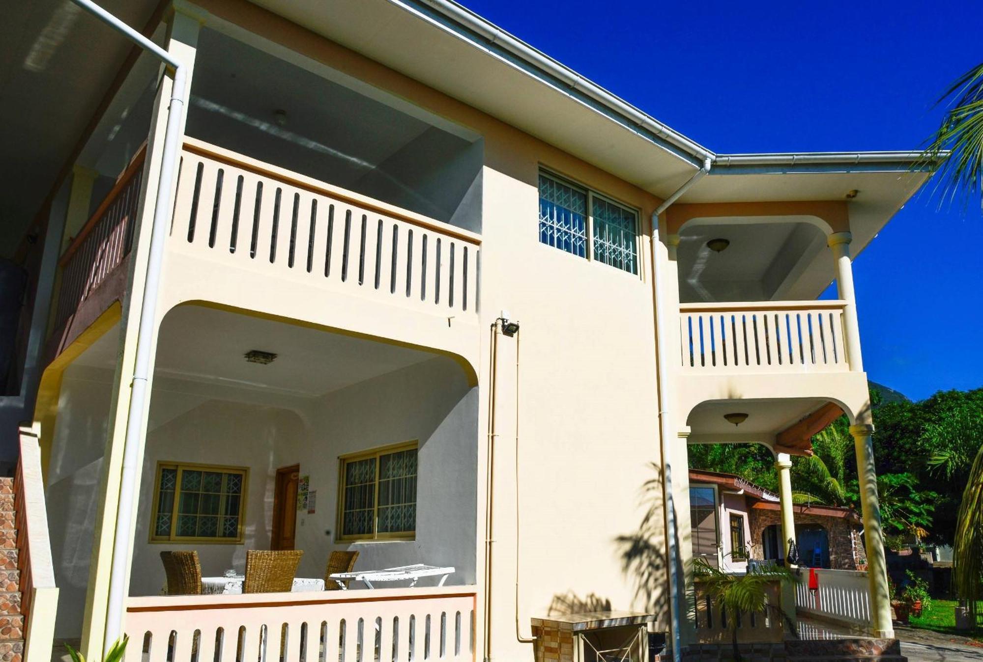 Korrine'S Cottage Horizon Beau Vallon  Buitenkant foto